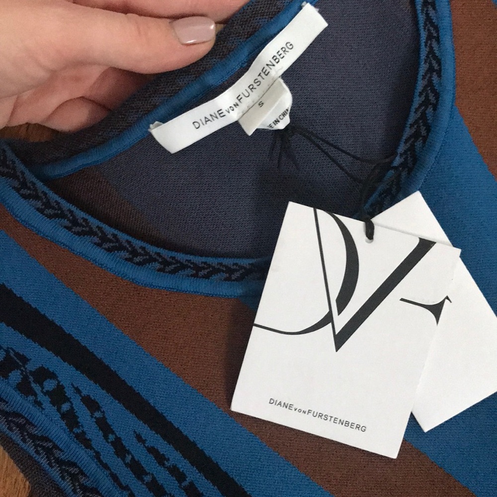 Diane von Furstenberg dress - Picture 2 of 8